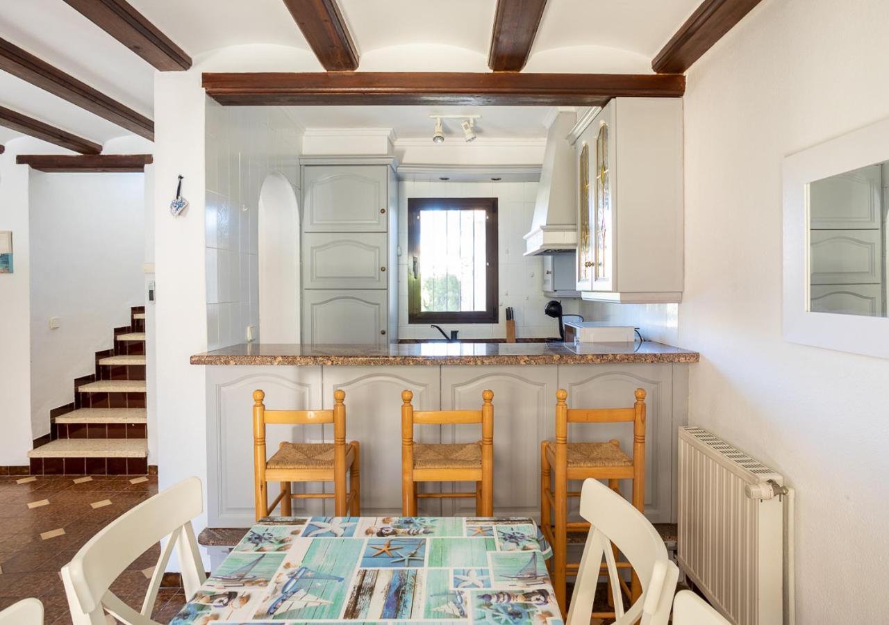 La Casa De La Playa. Piscina, Wifi Y Terraza. Villa Denia Bagian luar foto